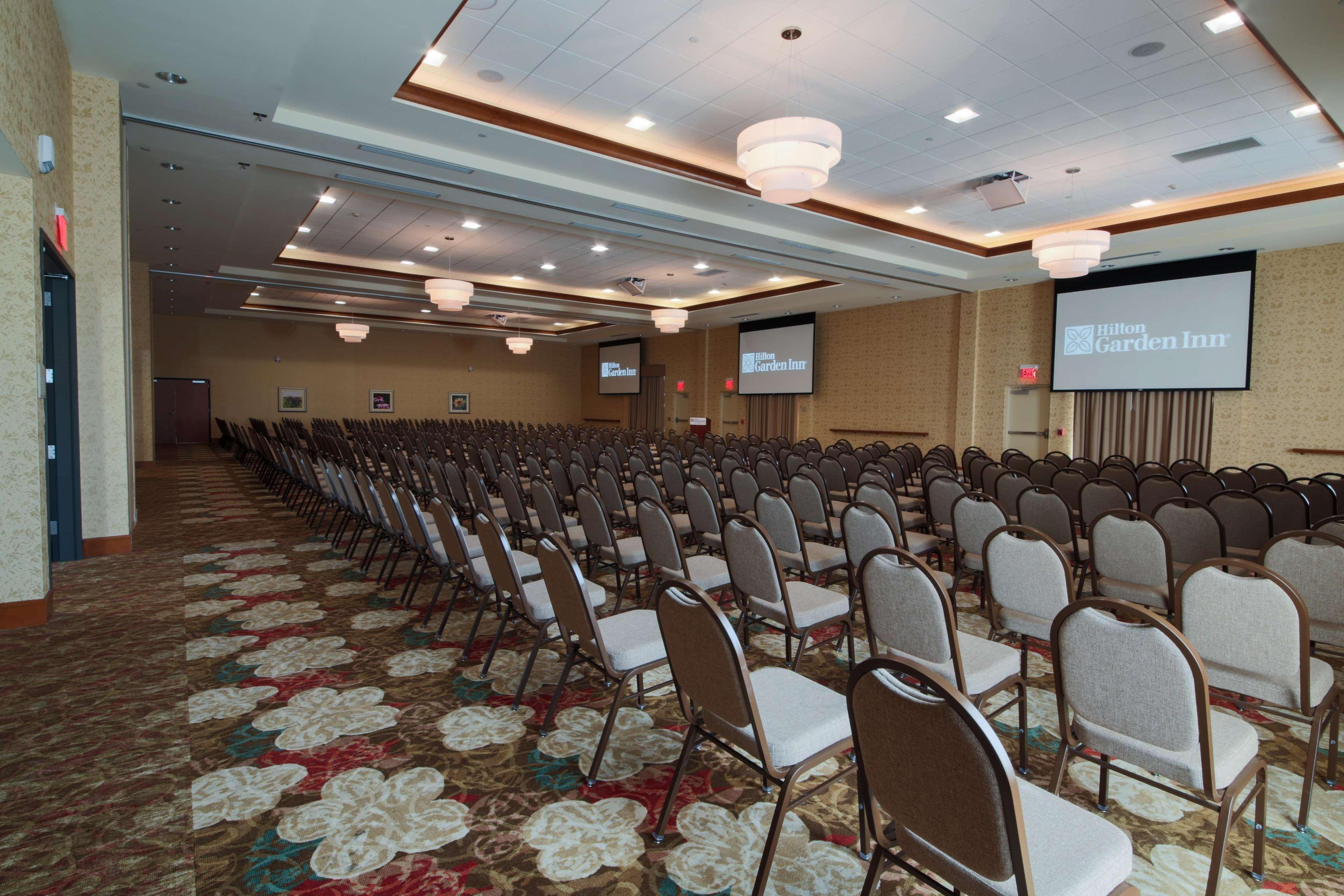 Hotel Hilton Garden Conference Center