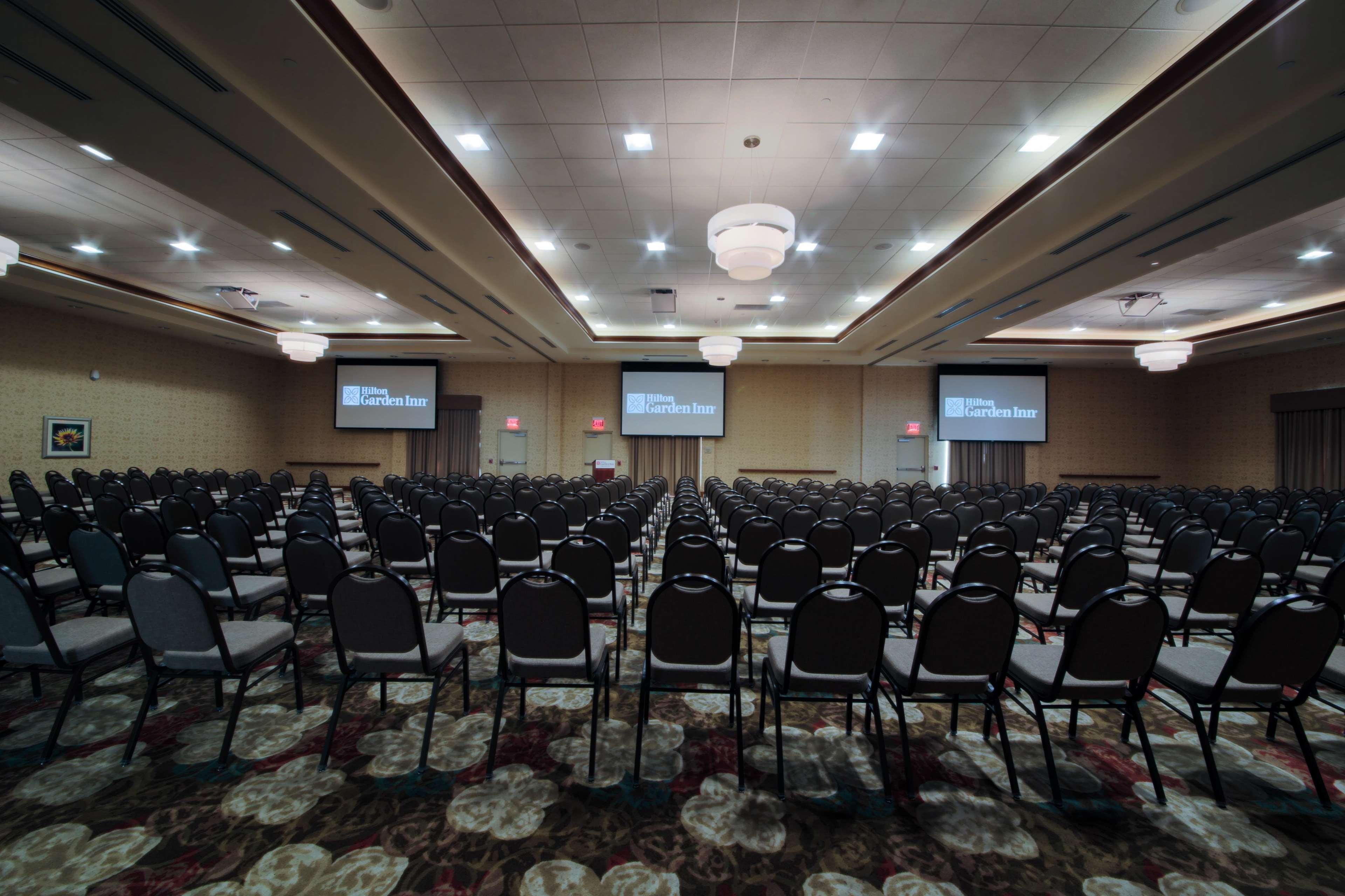 Hotel Hilton Garden Conference Center