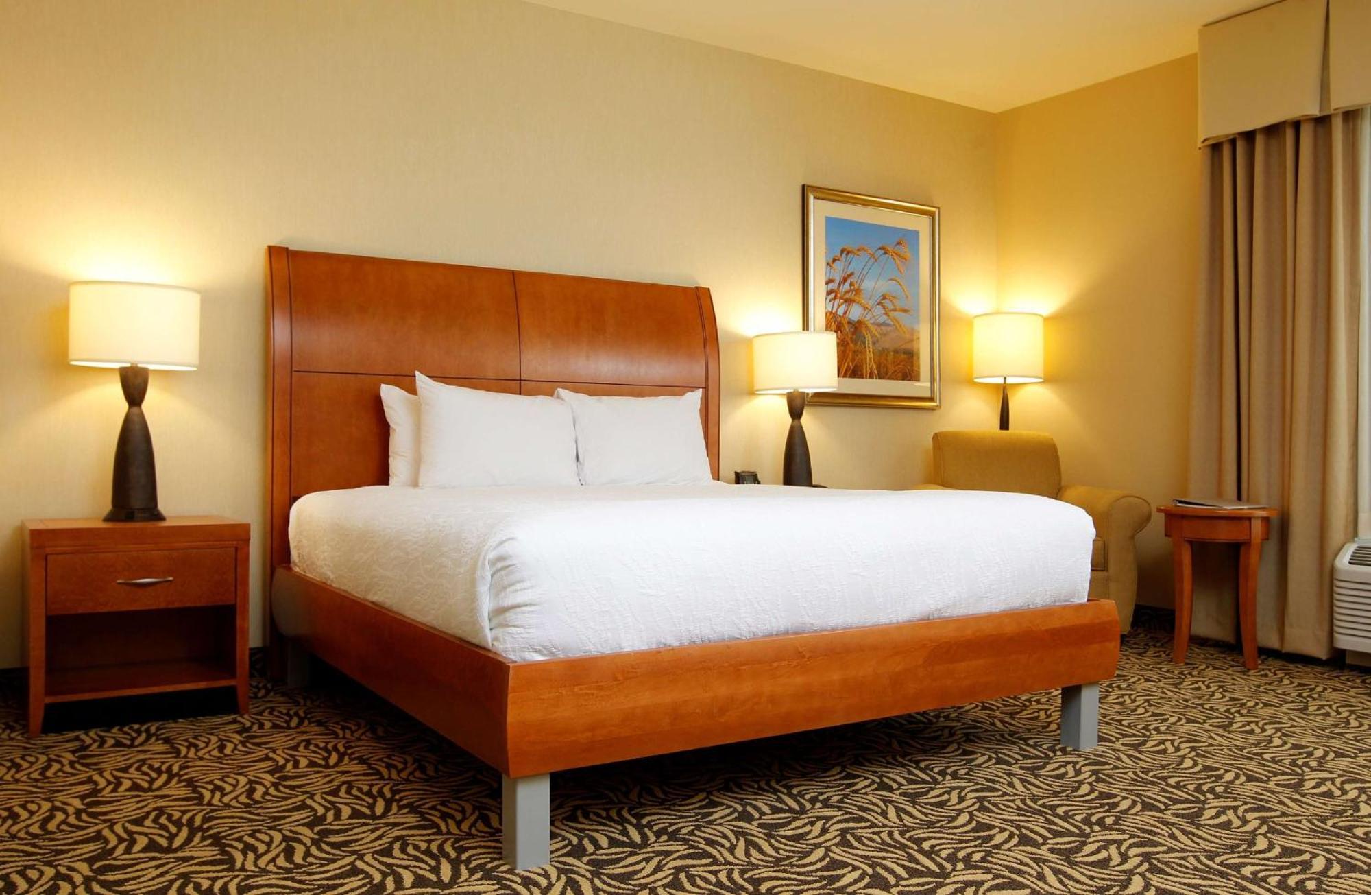 Hilton Garden Conference Center 3*